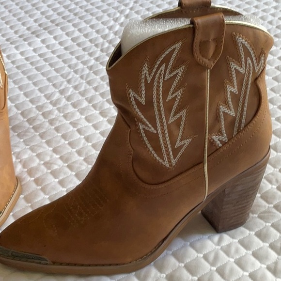 Very Volatile Taylor Western Boots - Picture 4 of 7